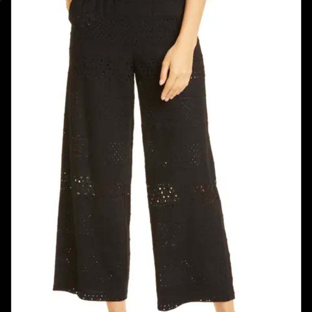 Alice + Olivia Adele Eyelet Crop Pant